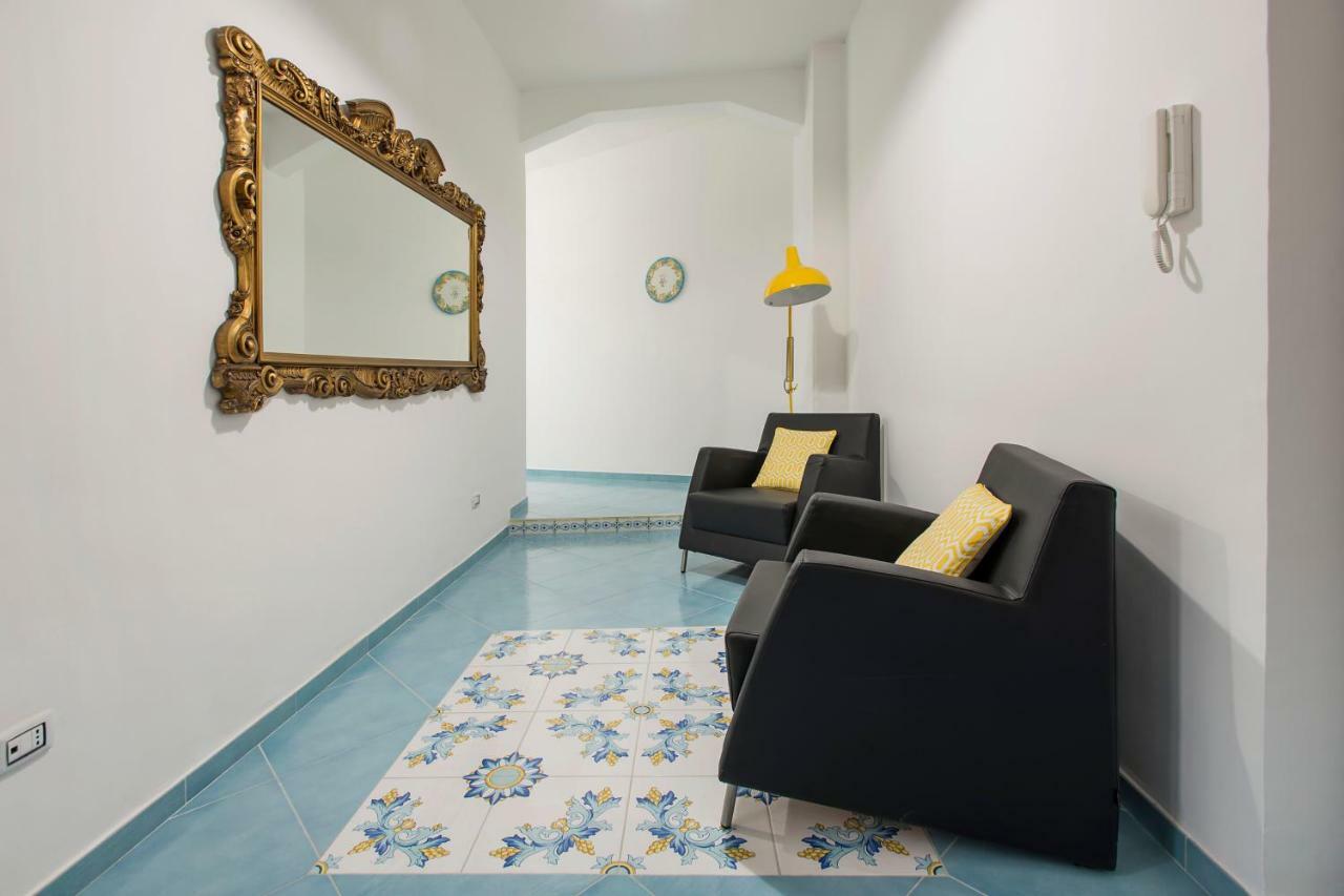 Ad Maiora Bed and Breakfast Σαλέρνο Εξωτερικό φωτογραφία
