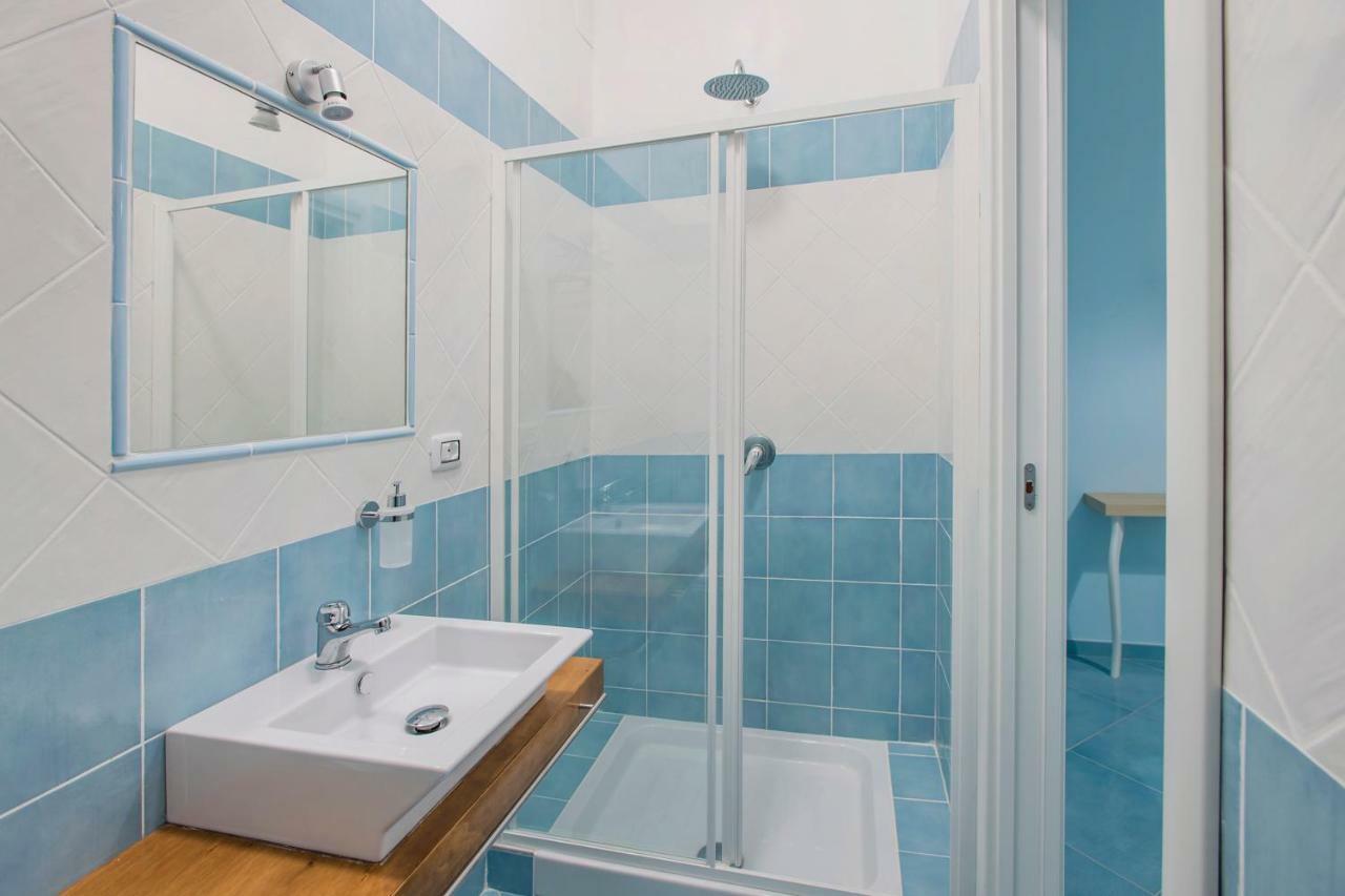 Ad Maiora Bed and Breakfast Σαλέρνο Εξωτερικό φωτογραφία